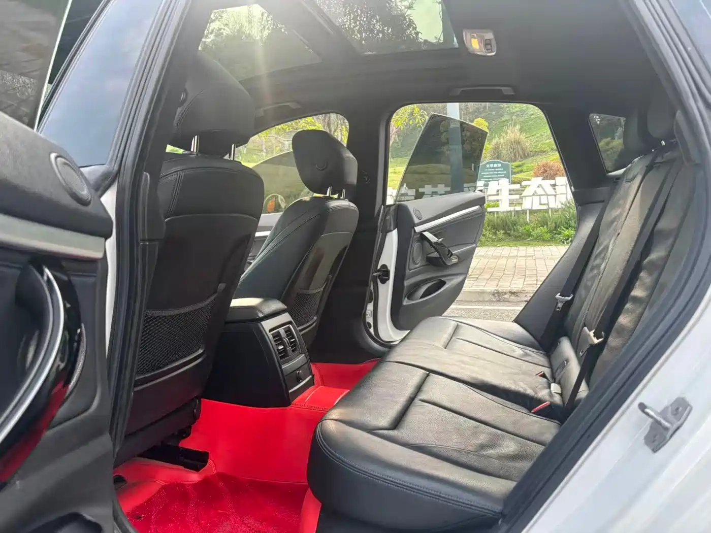 BMW 3 Series GT 2019 320i M Sport Black Night Edition фото 7