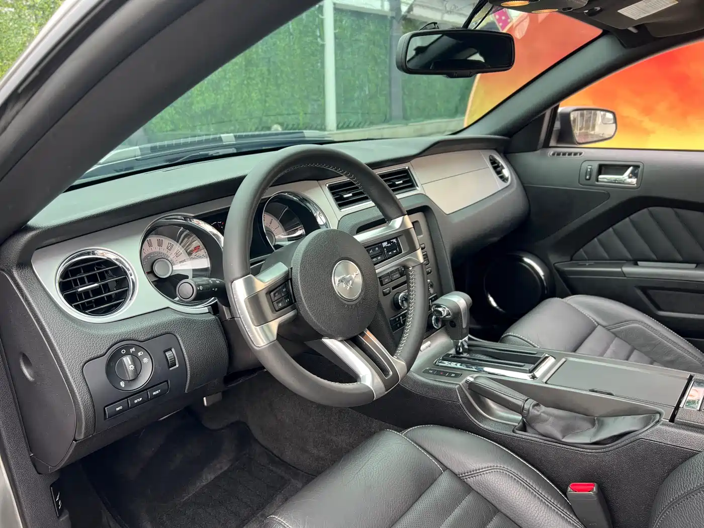 Ford Mustang 2013 Model 3.7L Automatic Standard фото 9