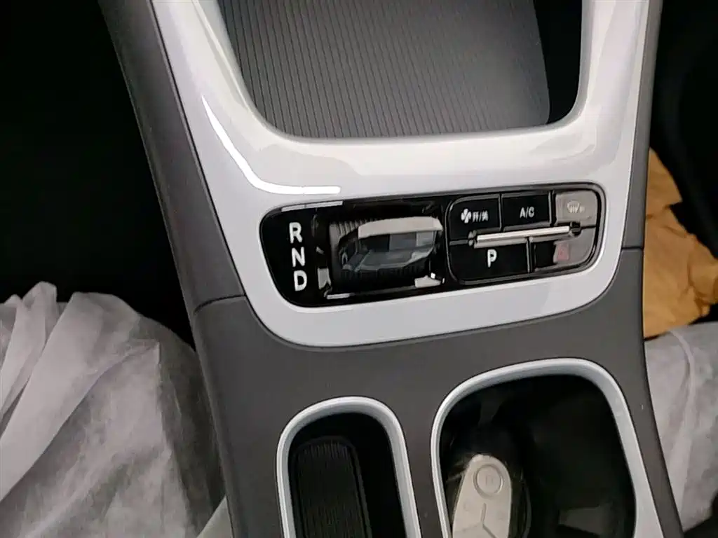 Geely Galaxy Starry Wish 2026 Edition 310km Youth Version фото 14