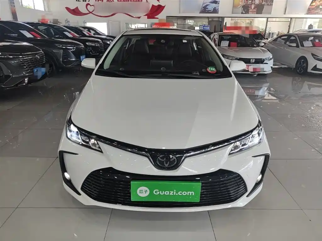 Toyota Corolla 2021 1.2T S-CVT Elite PLUS Edition фото 3