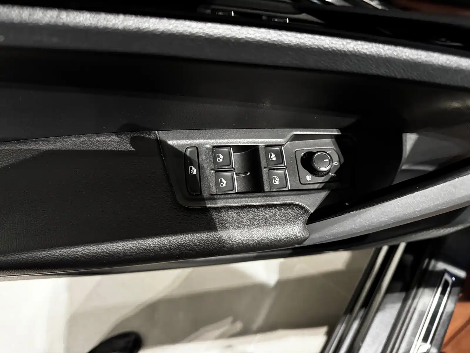 صورة 7 - Volkswagen Tayron