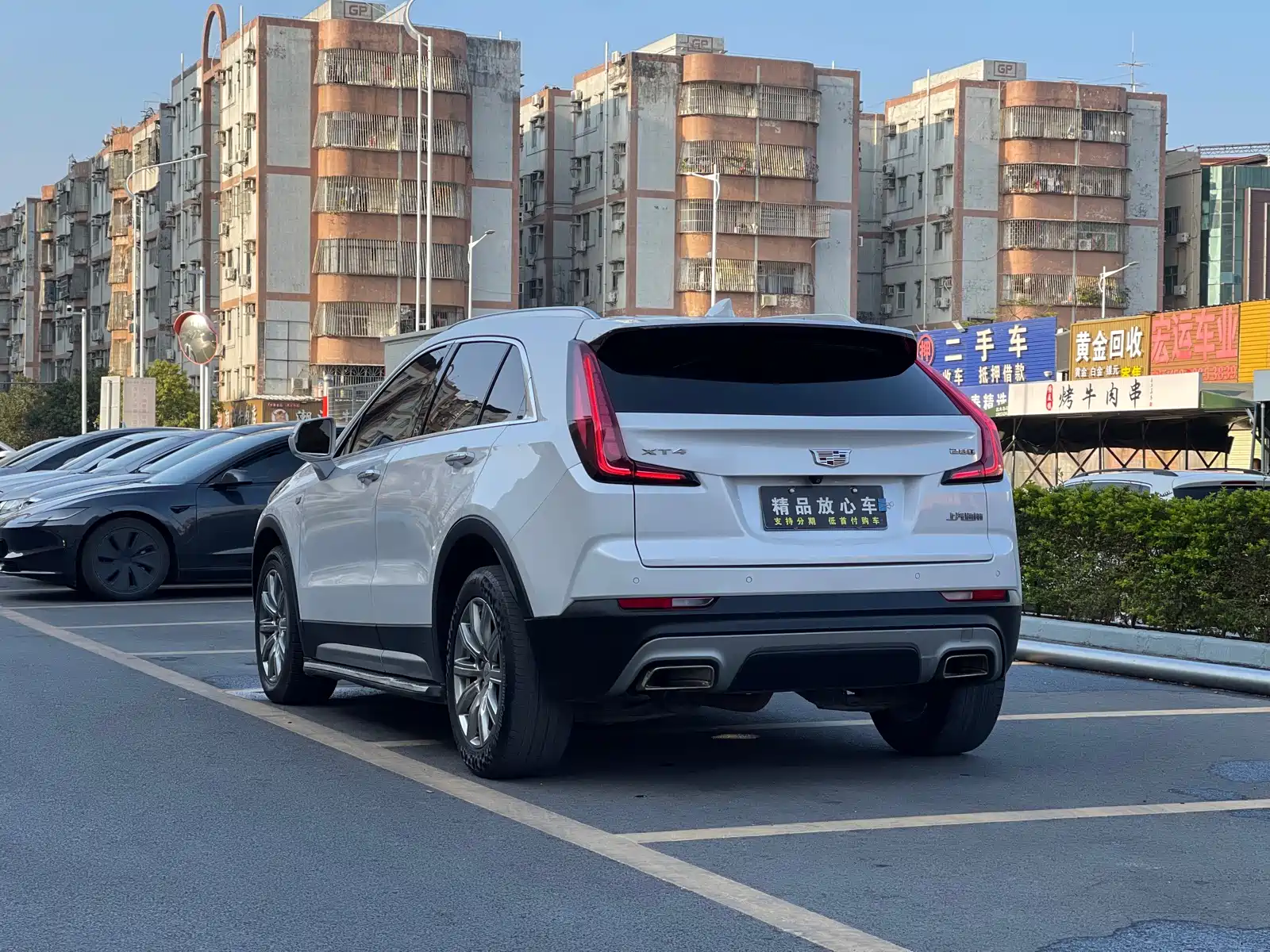 Фото 4 - Cadillac XT4