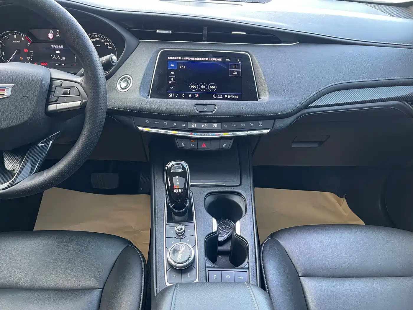 Cadillac XT4 2020 28T FWD Leading Trim фото 18