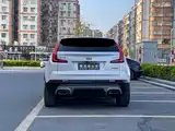 Фото 5 - Cadillac XT4