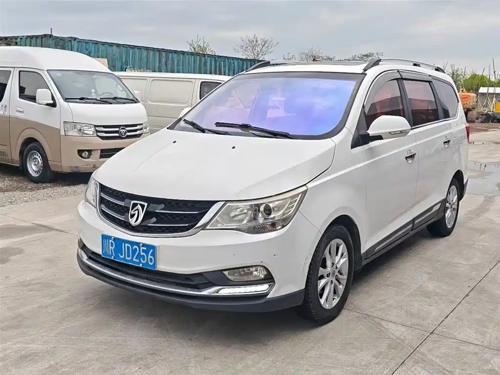 BAOJUN 730