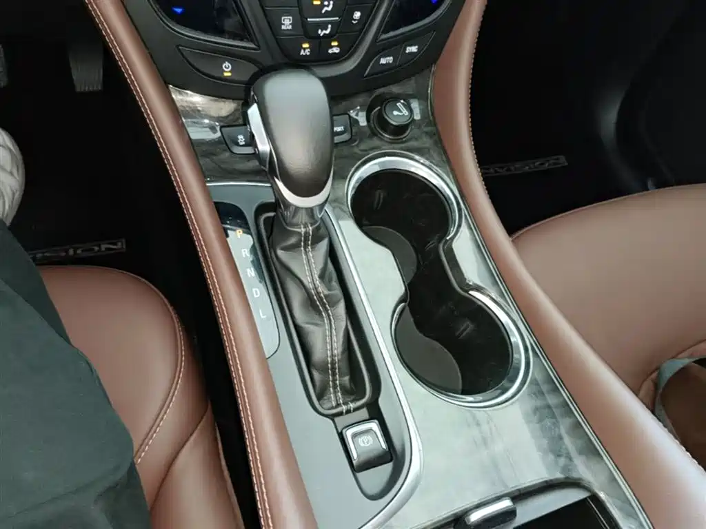 Buick Envision Plus 2016 28T 4WD Elite фото 14
