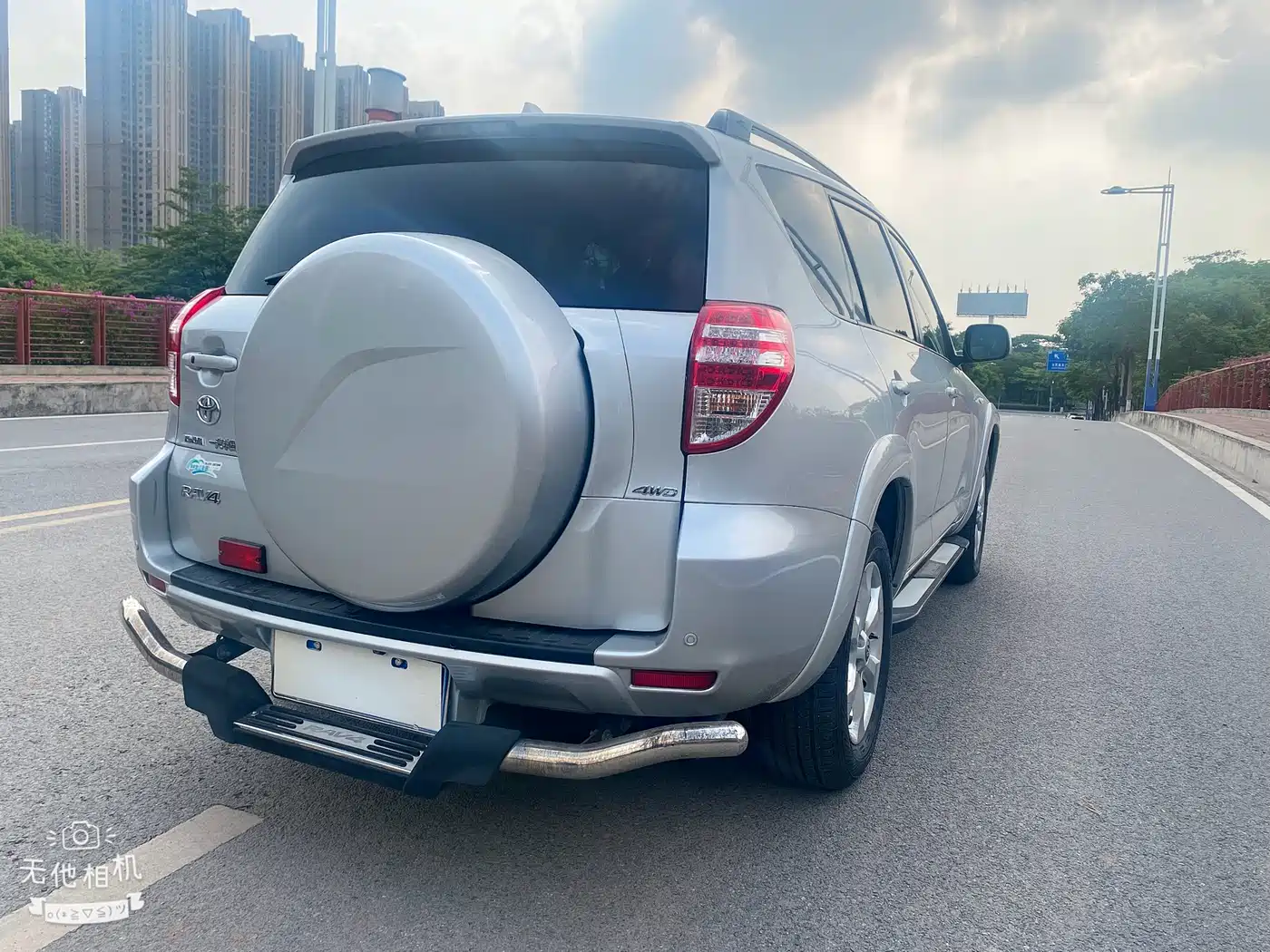 Toyota RAV4 Rongfang 2010 2.4L Automatic Luxury Upgrade Edition фото 14