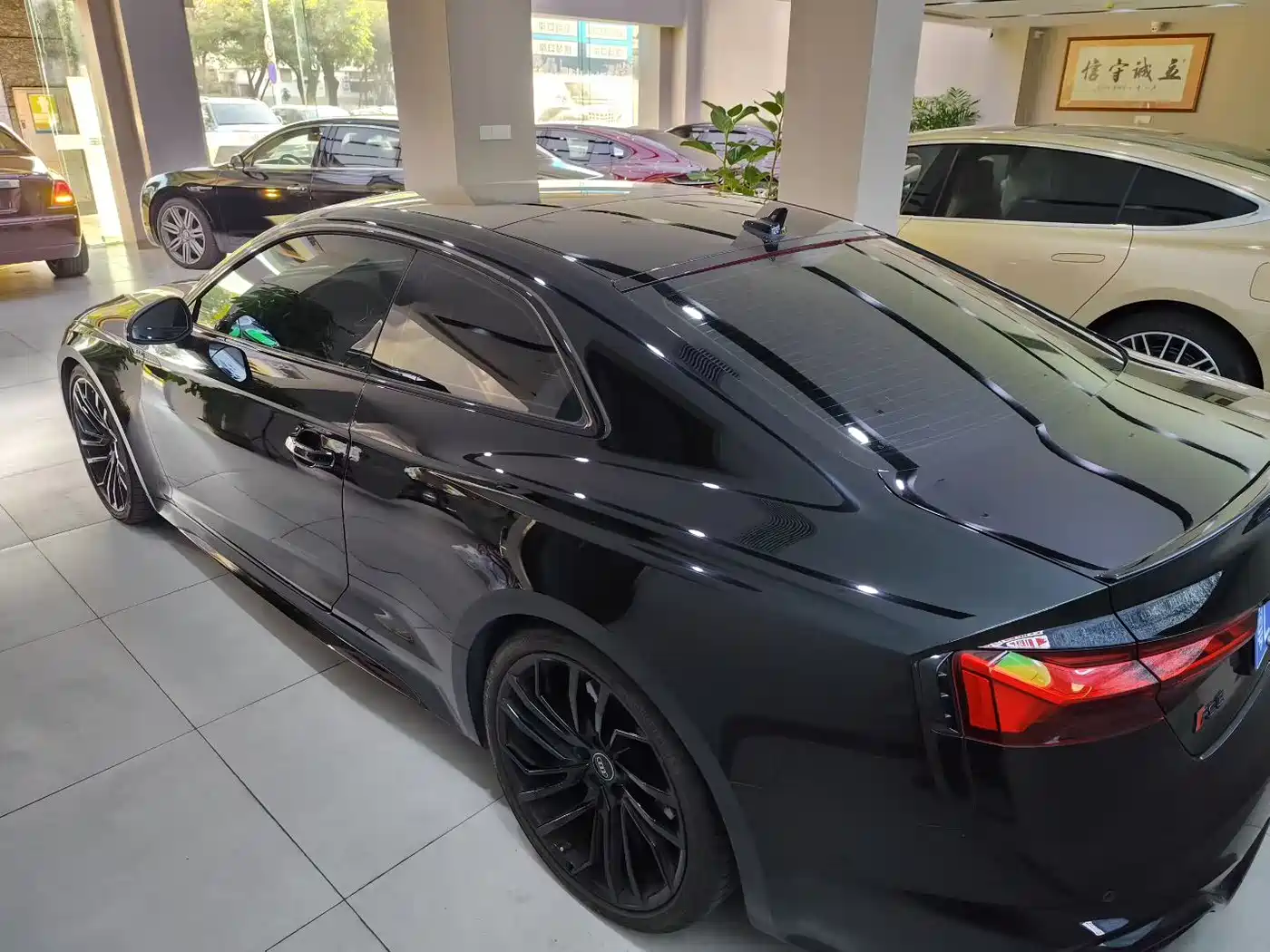 Audi RS 5 2023 Model RS 5 2.9T Coupe Obsidian Edition фото 7
