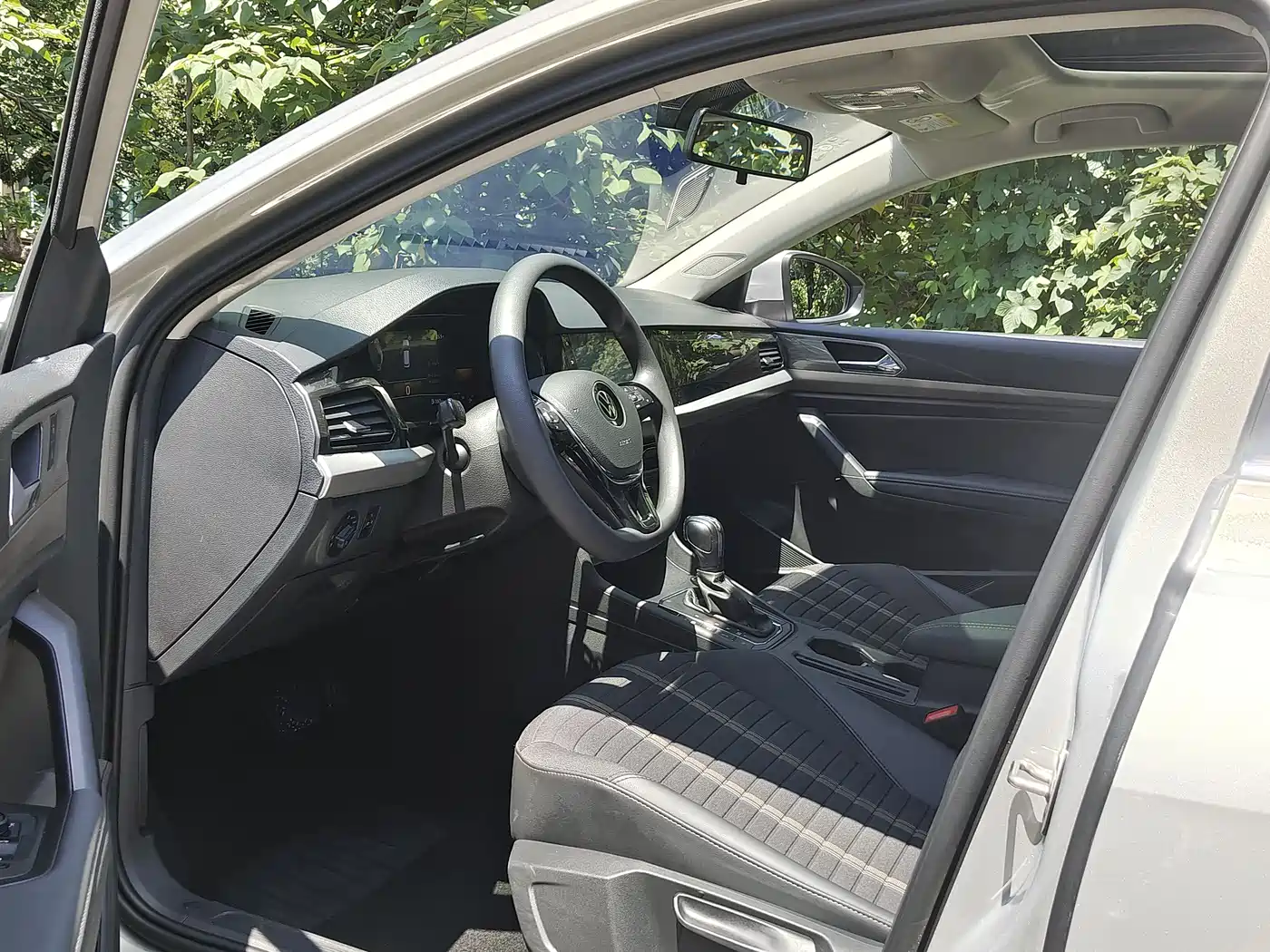 Volkswagen Lavida 2022 280TSI DSG Comfort Edition фото 8