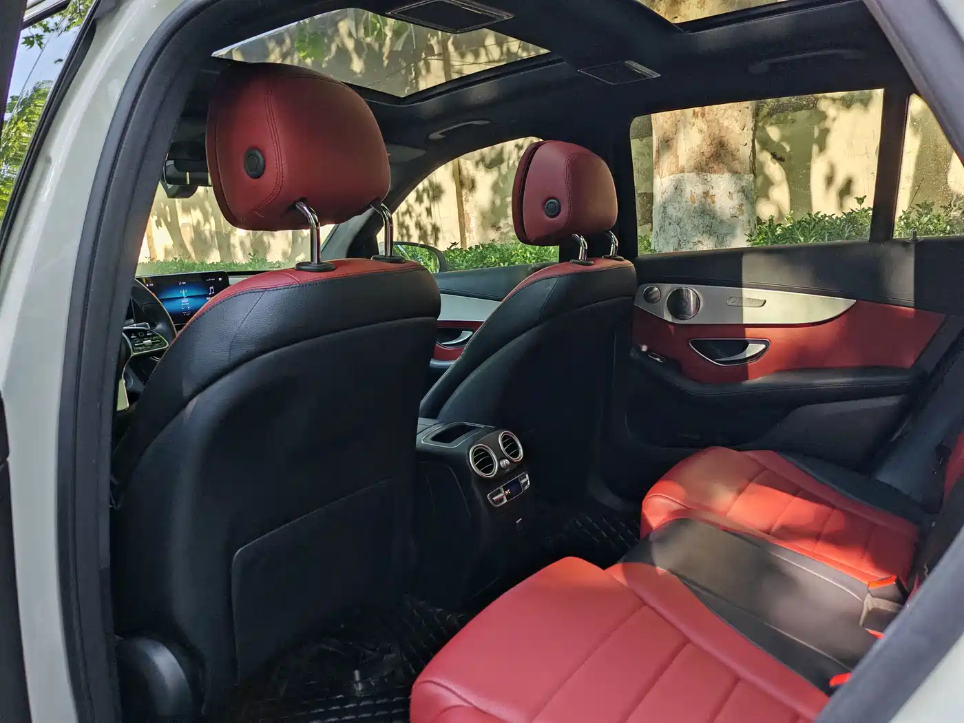 Mercedes-Benz GLC 2021 GLC 300 L 4MATIC Sporty фото 16