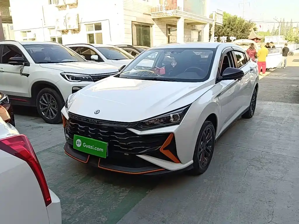 Dongfeng Aeolus Yixuan 2024 — пригон из Китая