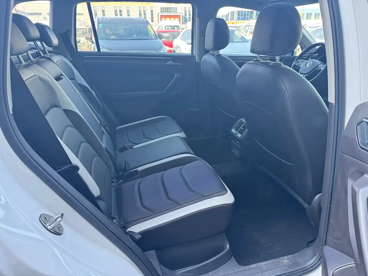 Volkswagen Tiguan L 2017 2017 330TSI Automatic 2WD Luxury Edition