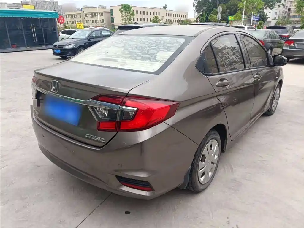 Honda Greiz 2017 2016 1.5L CVT Classic Edition