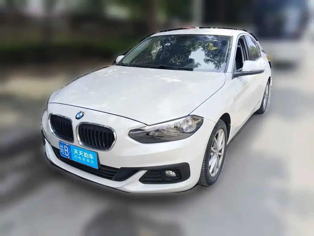 BMW 1 Series 2018 118i Fashion Edition