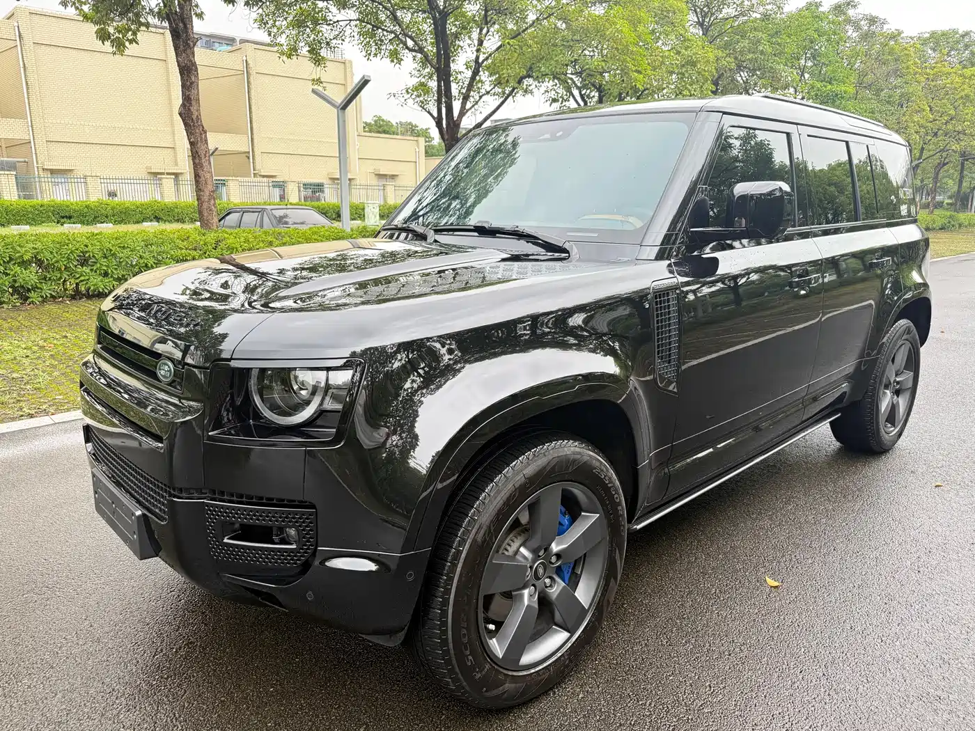 Land Rover Defender 2024 2024 110 3.0T P400 X-DYNAMIC HSE