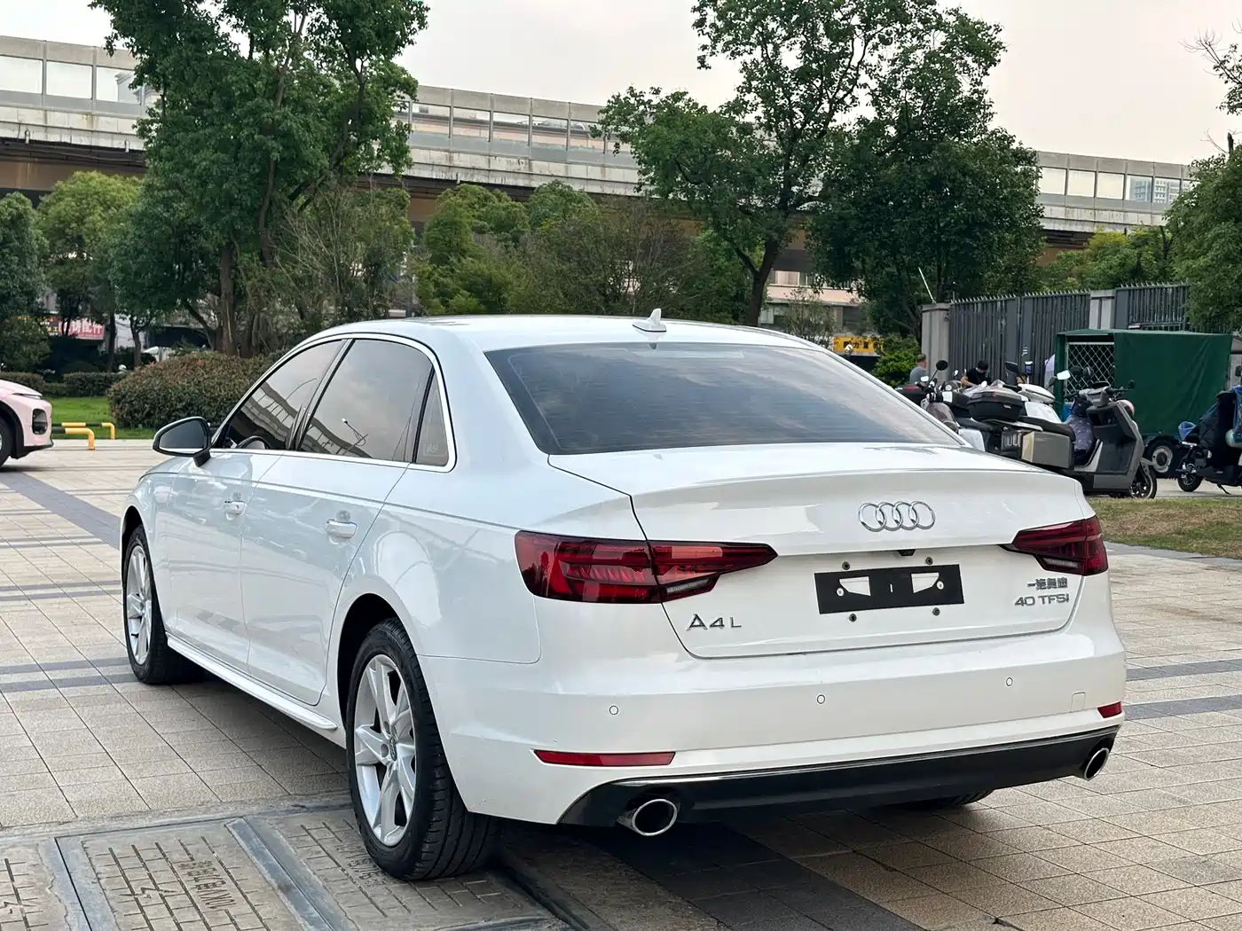 Audi A4L 2018 30th Anniversary 40 TFSI Progressive фото 6