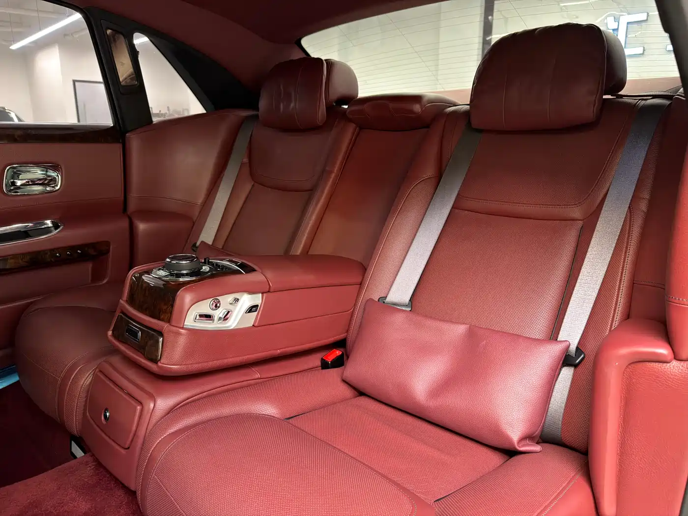 Фото 5 - Rolls-Royce Ghost