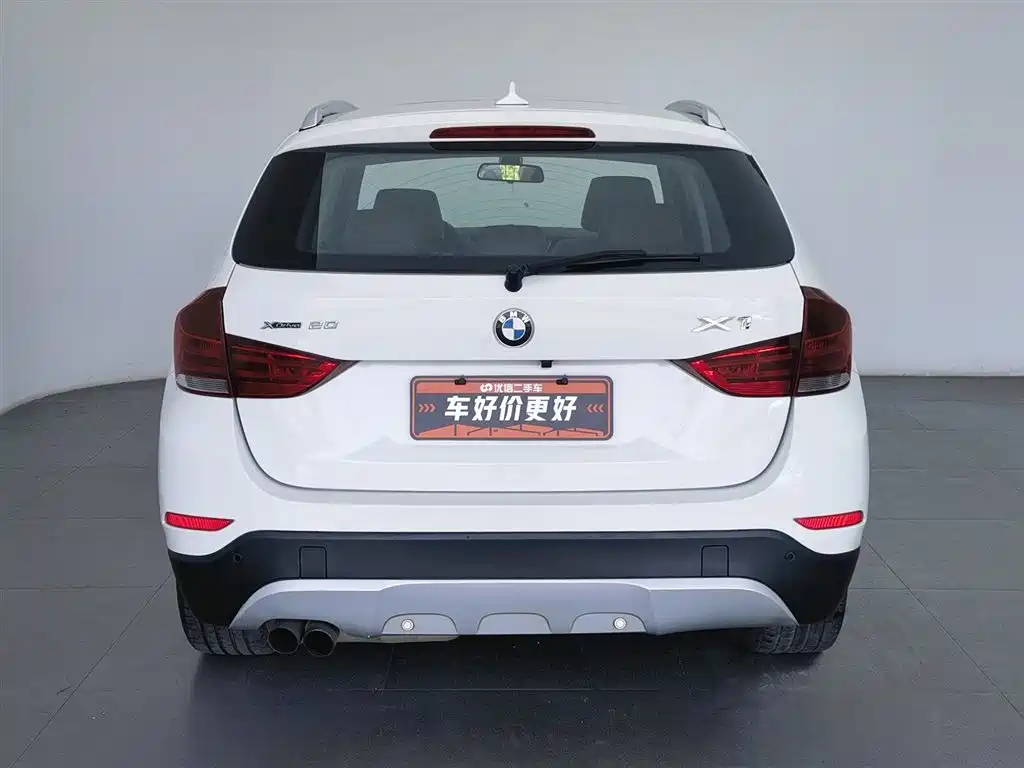 BMW X1 2013 xDrive20i X Design Package фото 4