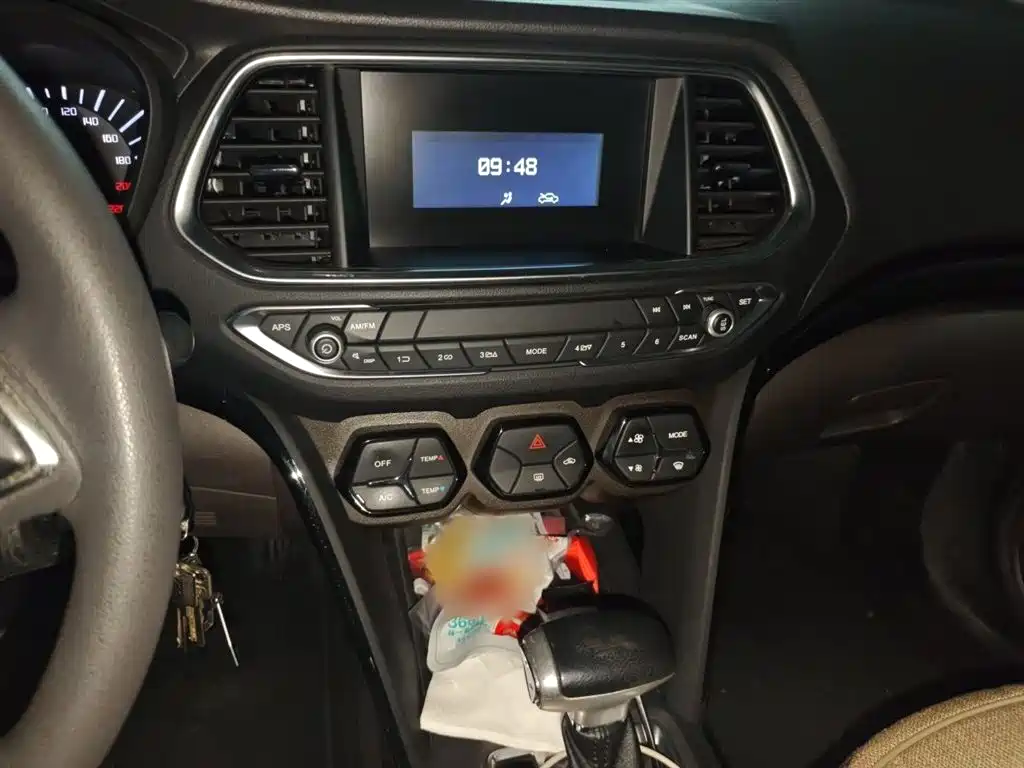 GAC Trumpchi Trumpchi GS4 2017 200T G-DCT 2WD Comfort фото 6