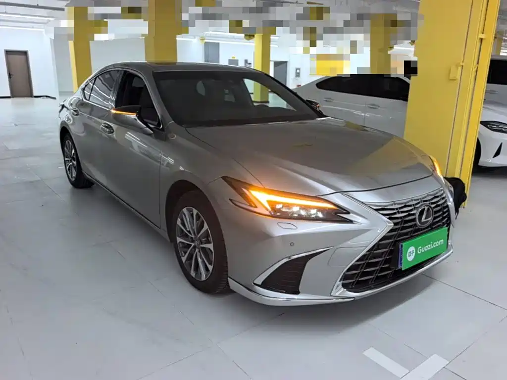 2026 Lexus ES