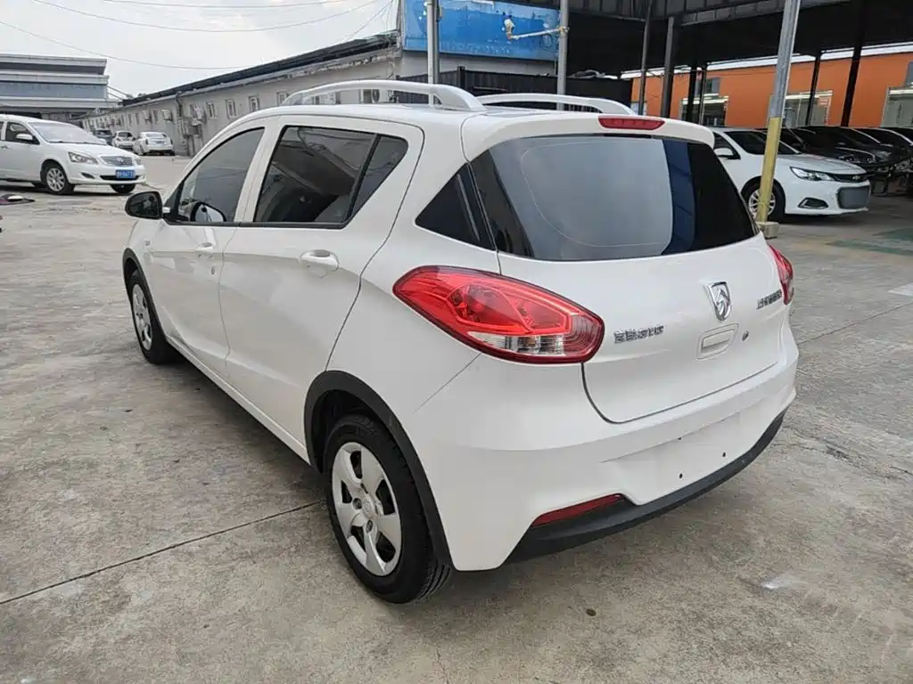 2020 Baojun 310