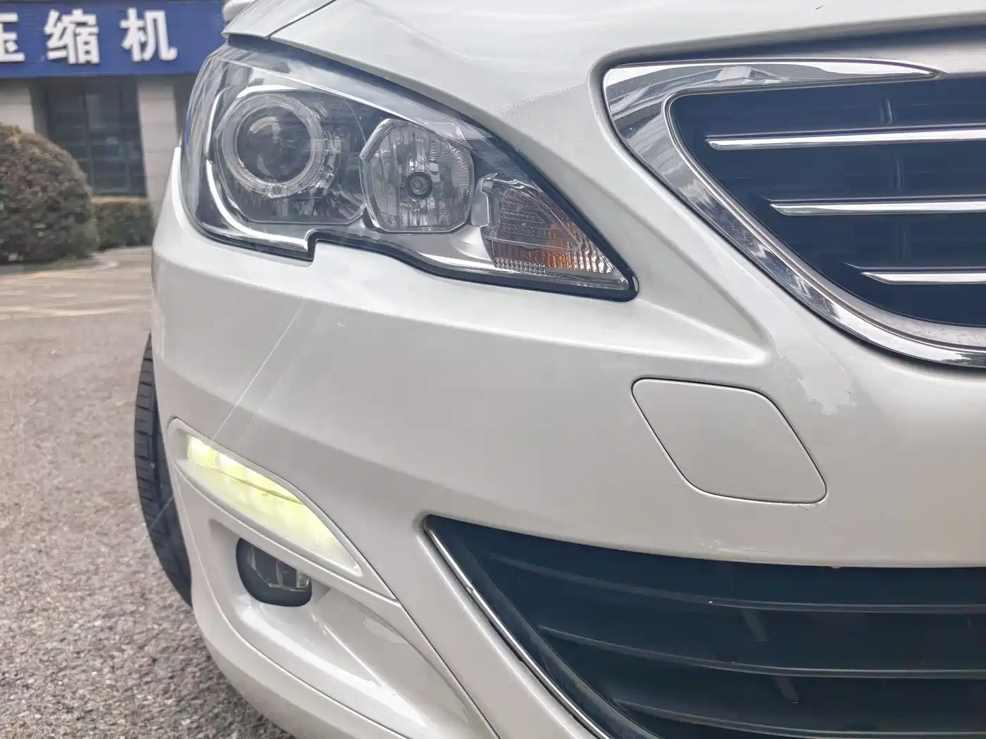 Peugeot 408 2014 1.8L Automatic Luxury Edition фото 4