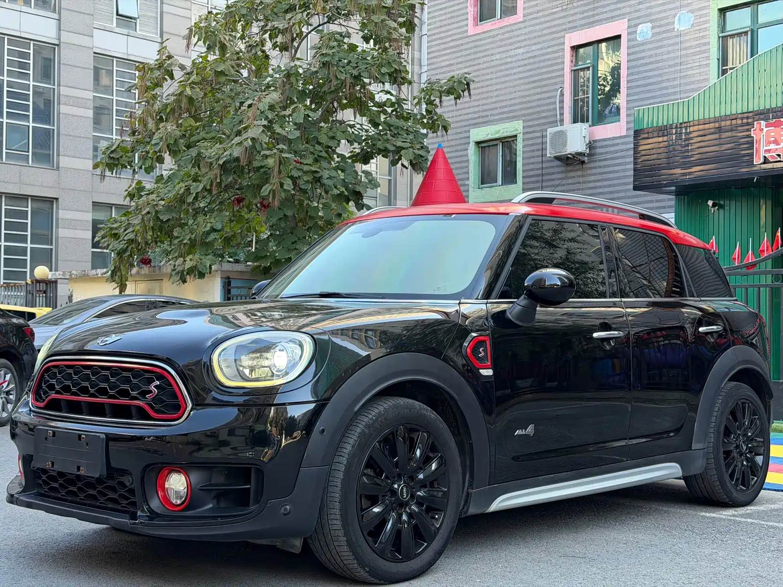 Photo 1 - MINI COUNTRYMAN