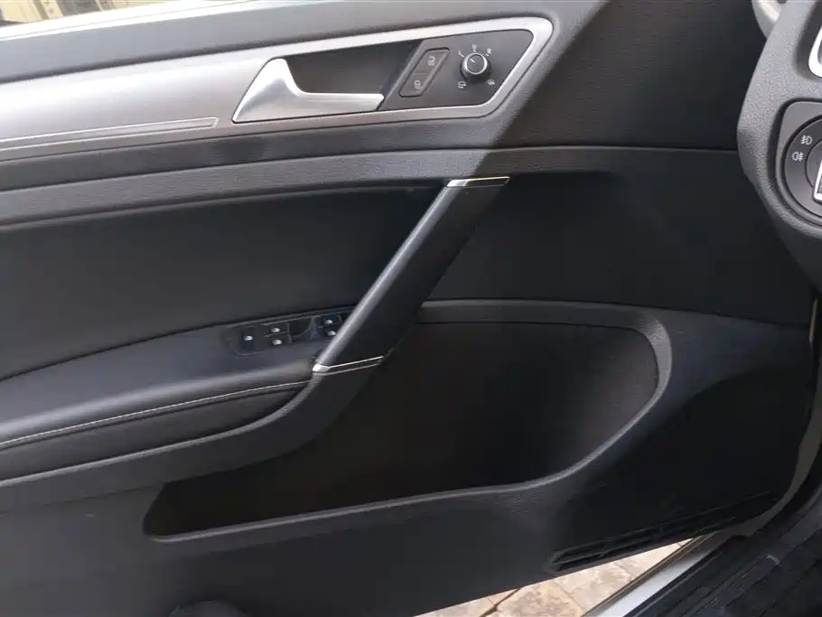 Volkswagen Golf 2019 280TSI DSG Comfort China VI фото 7