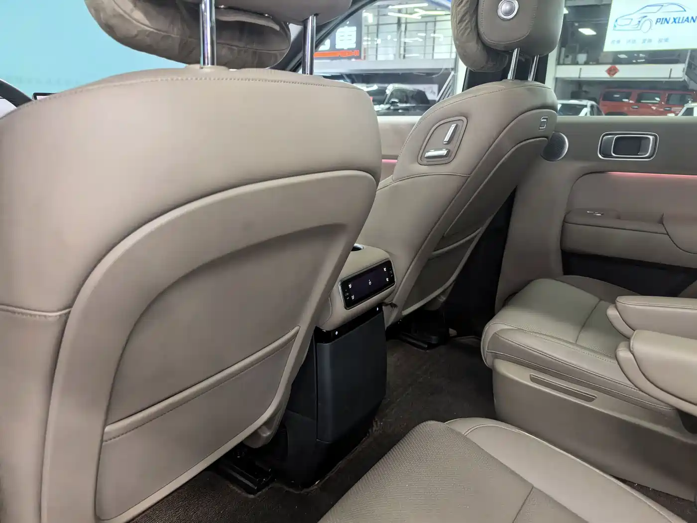 Li Auto Li L8 2025 2025 Max Smart Renewal Edition