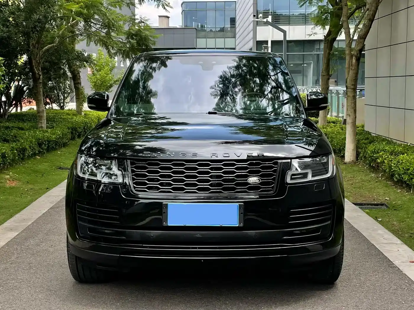 Land Rover Range Rover 2021 3.0 L6 Heritage Edition