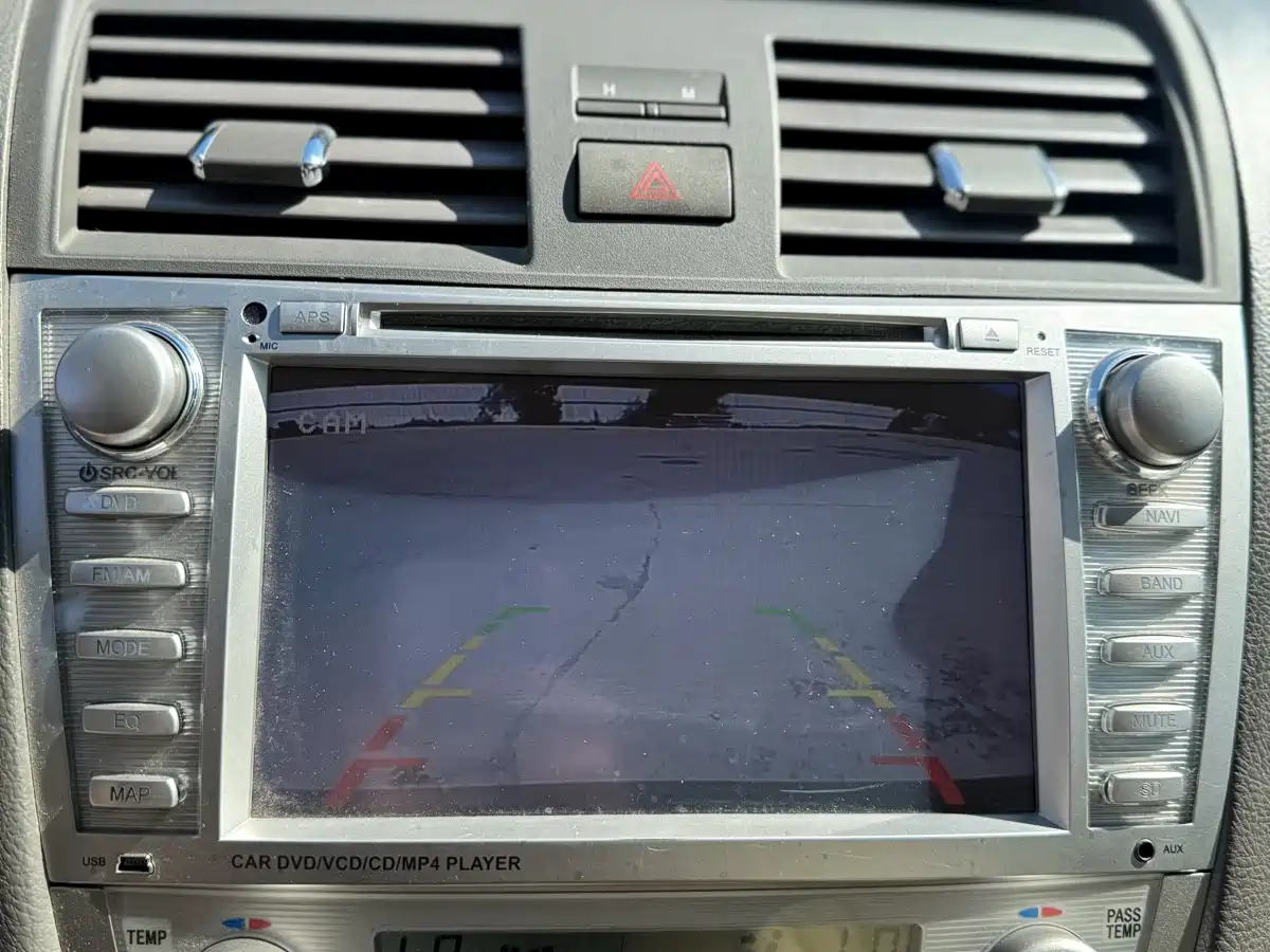 Toyota Camry 2013 200E Classic Elite Edition фото 12