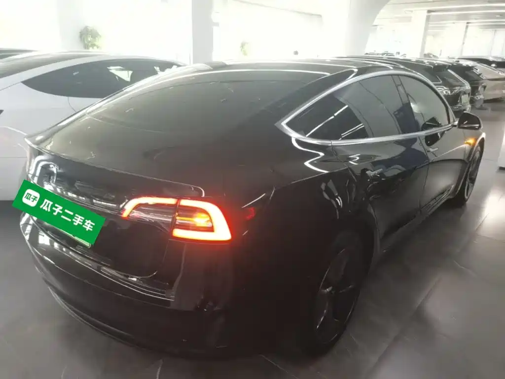 Tesla Model 3 2020 2020 Facelift Standard Range RWD Upgrade