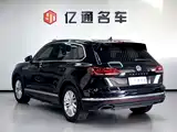 Фото 23 - Volkswagen Touareg