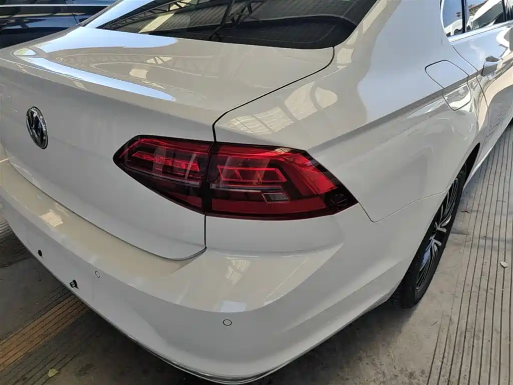 Volkswagen Lamando 2019 280TSI DSG Luxury Edition China VI фото 8