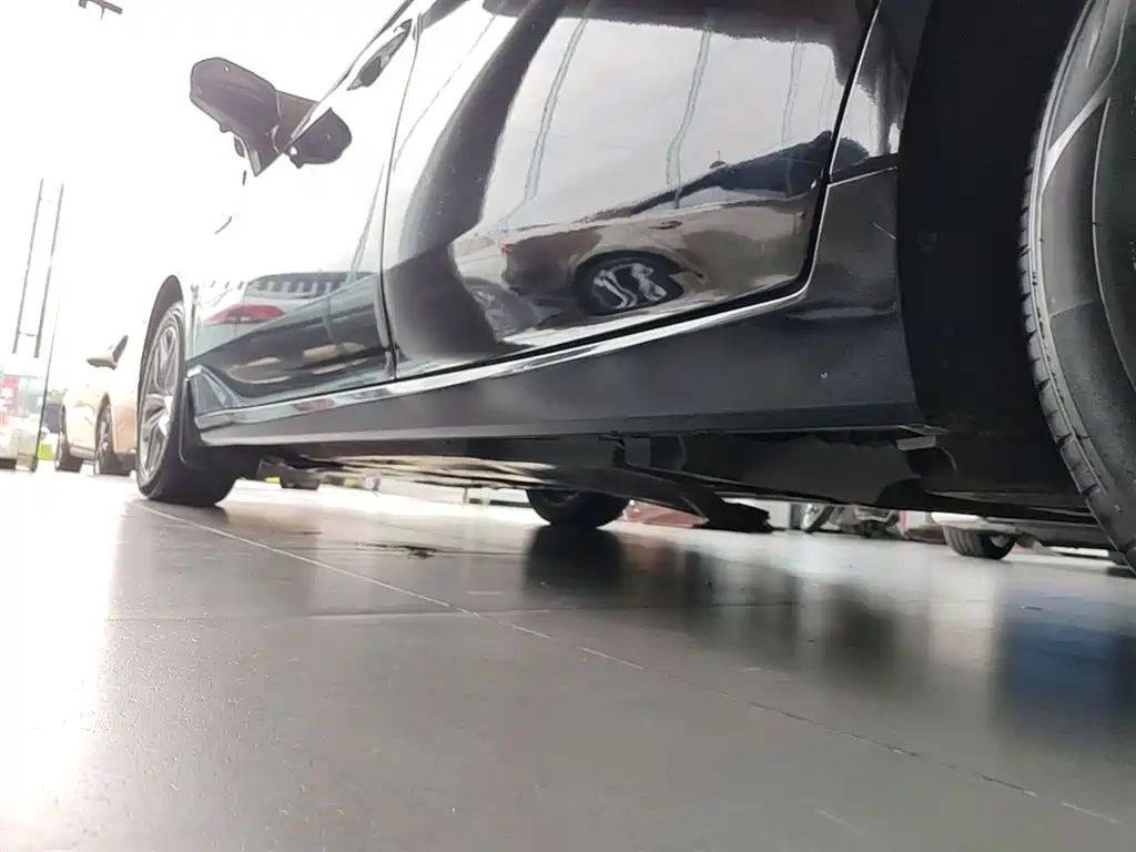 Toyota Avalon 2019 Hybrid 2.5L Luxury Edition China VI фото 22