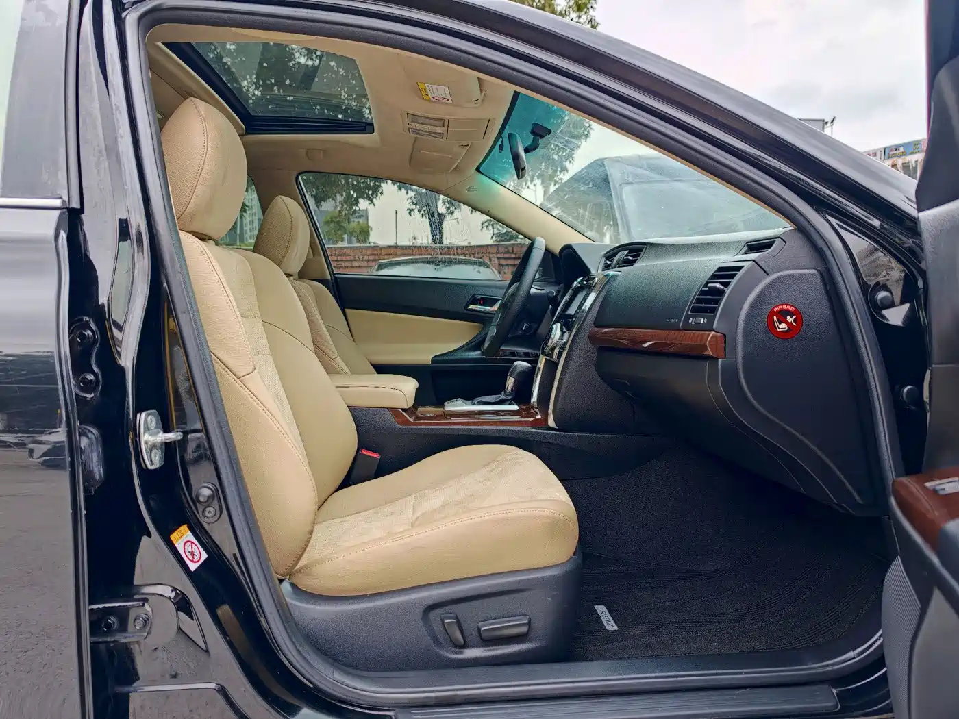 Toyota Reiz 2013 2.5V Premium Edition фото 6