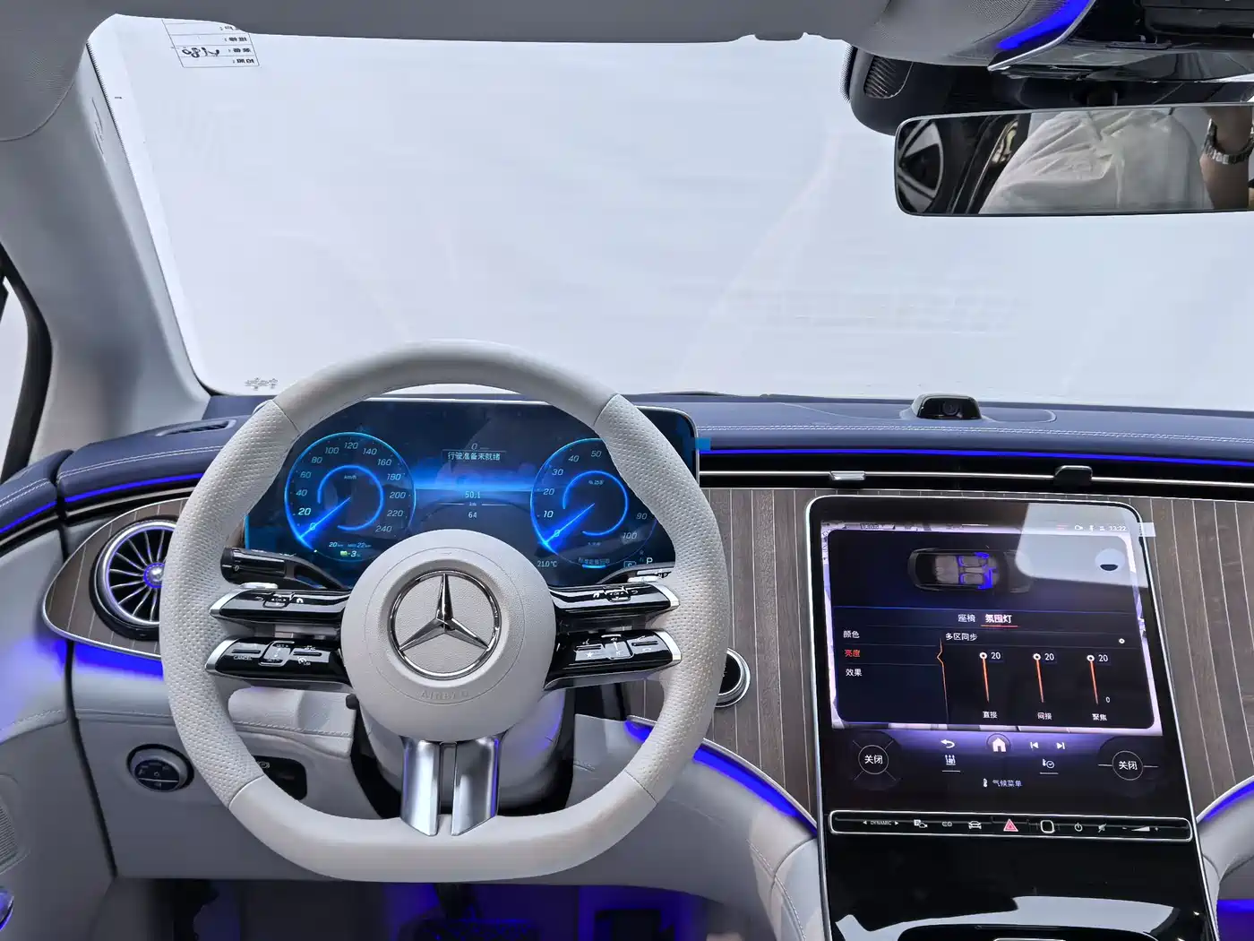 Mercedes-Benz EQE 2025 500 4MATIC Pioneer фото 9