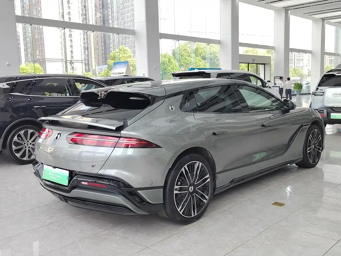 Denza Z9GT 2024 1100 AWD Ultra Edition фото 13