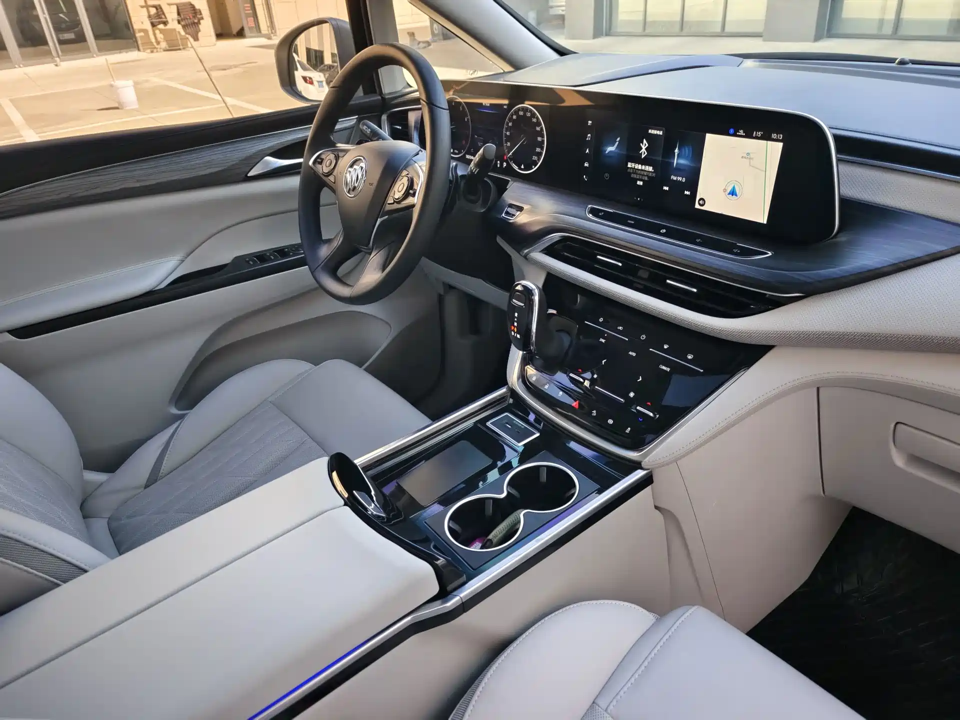 Photo 15 - Buick GL8