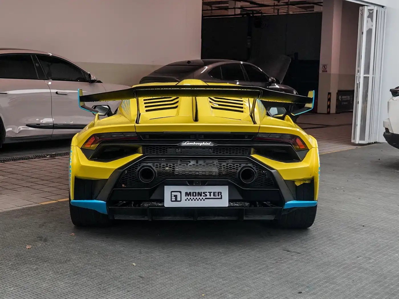 LAMBORGHINI HURACÁN