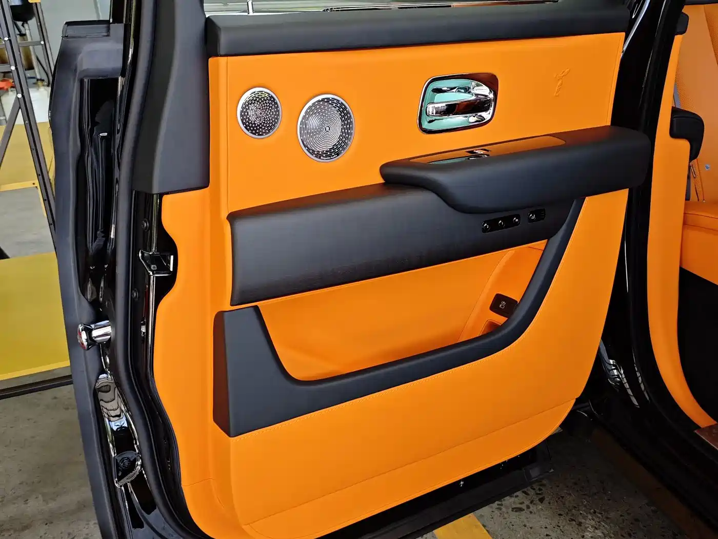 Rolls-Royce Cullinan 2026 2024 4-Seater