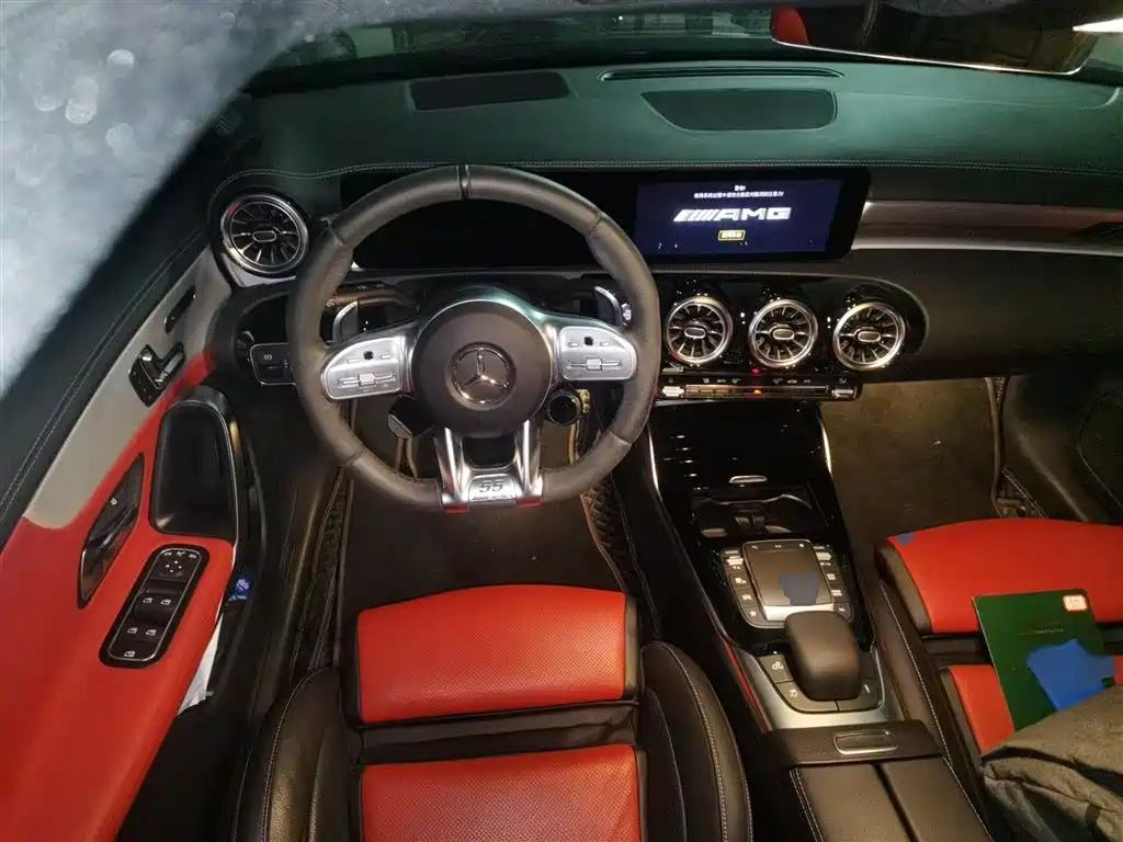 MERCEDES-BENZ CLA AMG