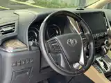 Фото 12 - Toyota Vellfire