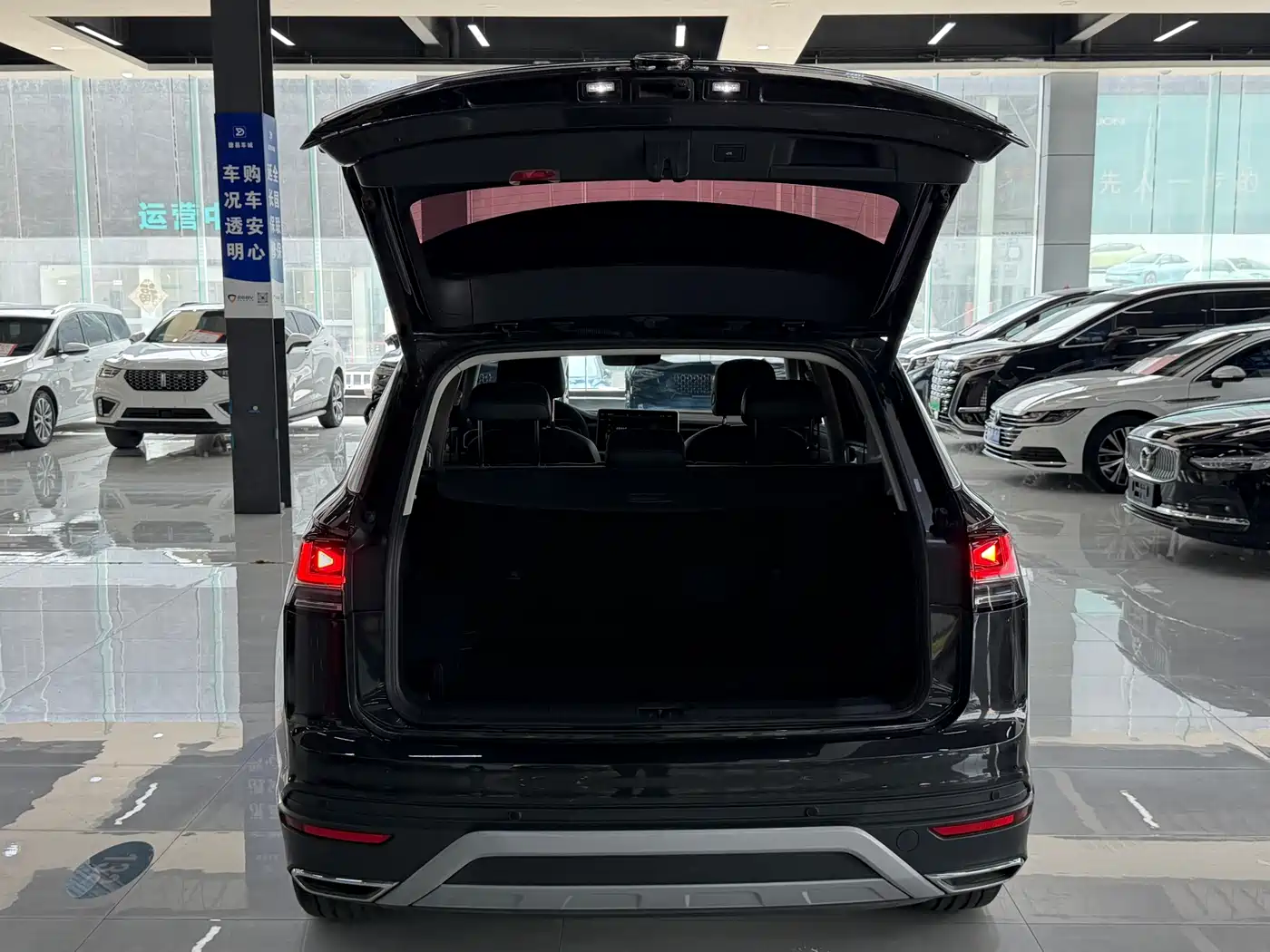 Volkswagen Tayron 2023 280TSI 2WD Luxury Plus Advanced Edition фото 13