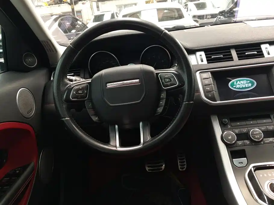 Land Rover Range Rover Evoque (Import) 2014 2014 2.0T 5-door Brilliance Sport