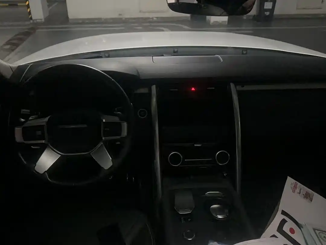 Land Rover Discovery 2021 360PS R-Dynamic S фото 8