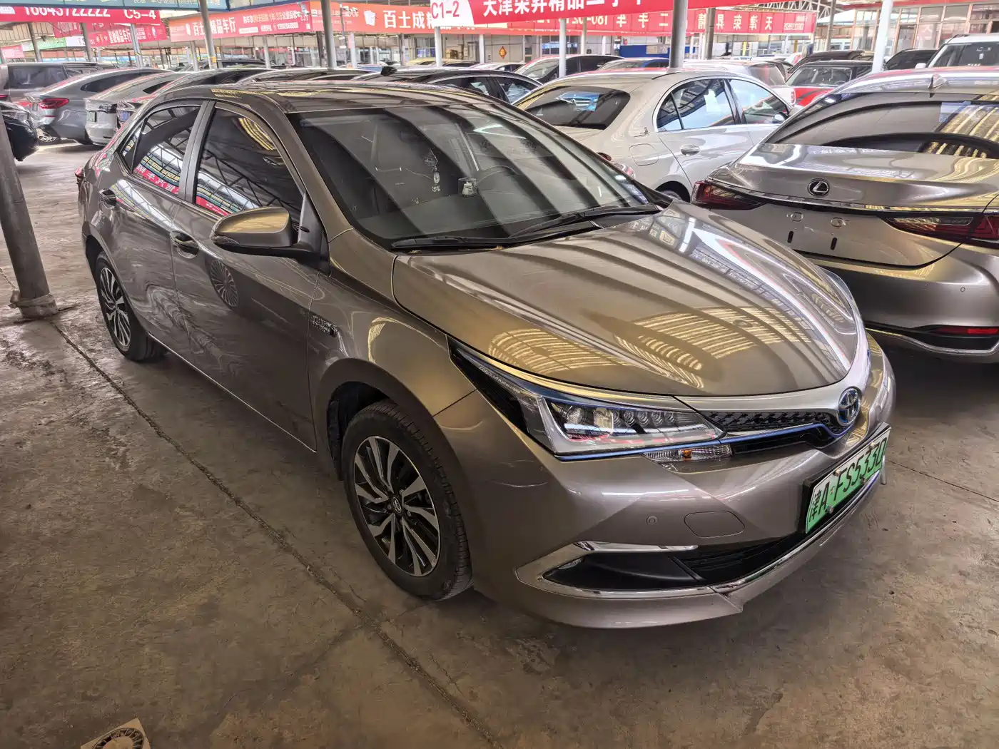 Toyota Corolla 2019 Hybrid 1.8L E-CVT GL-i Pioneer Edition фото 3