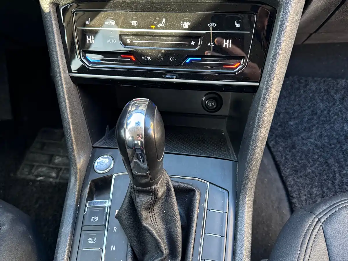 Volkswagen Tharu 2022 280TSI 2WD Comfort фото 14