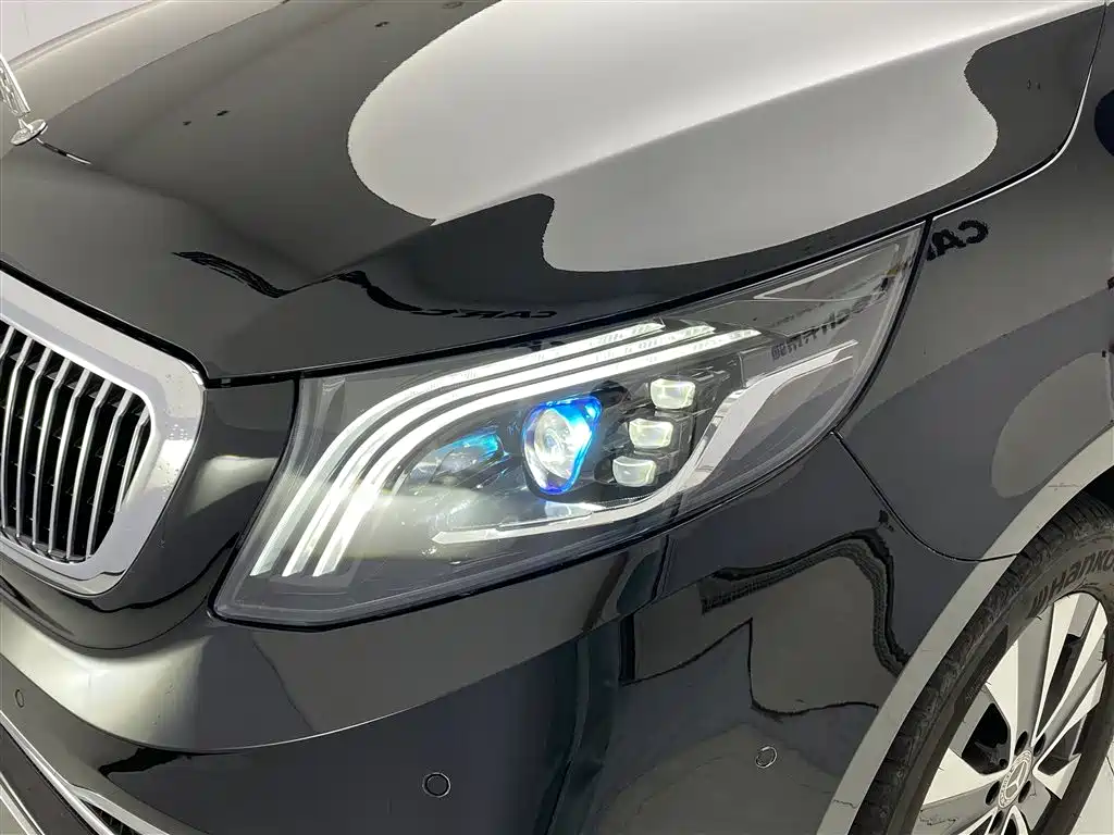 Mercedes-Benz Vito 2023 2.0T Elite 7-Seater фото 6