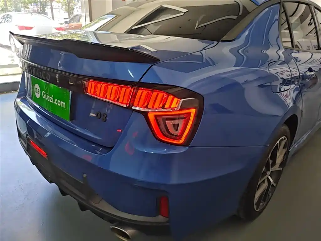 Lynk & Co 03 2020 1.5TD DCT Power Pro Edition фото 8